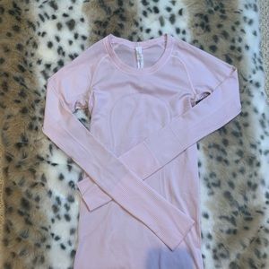 Lululemon’s Swiftly Tech Crew Long Sleeve